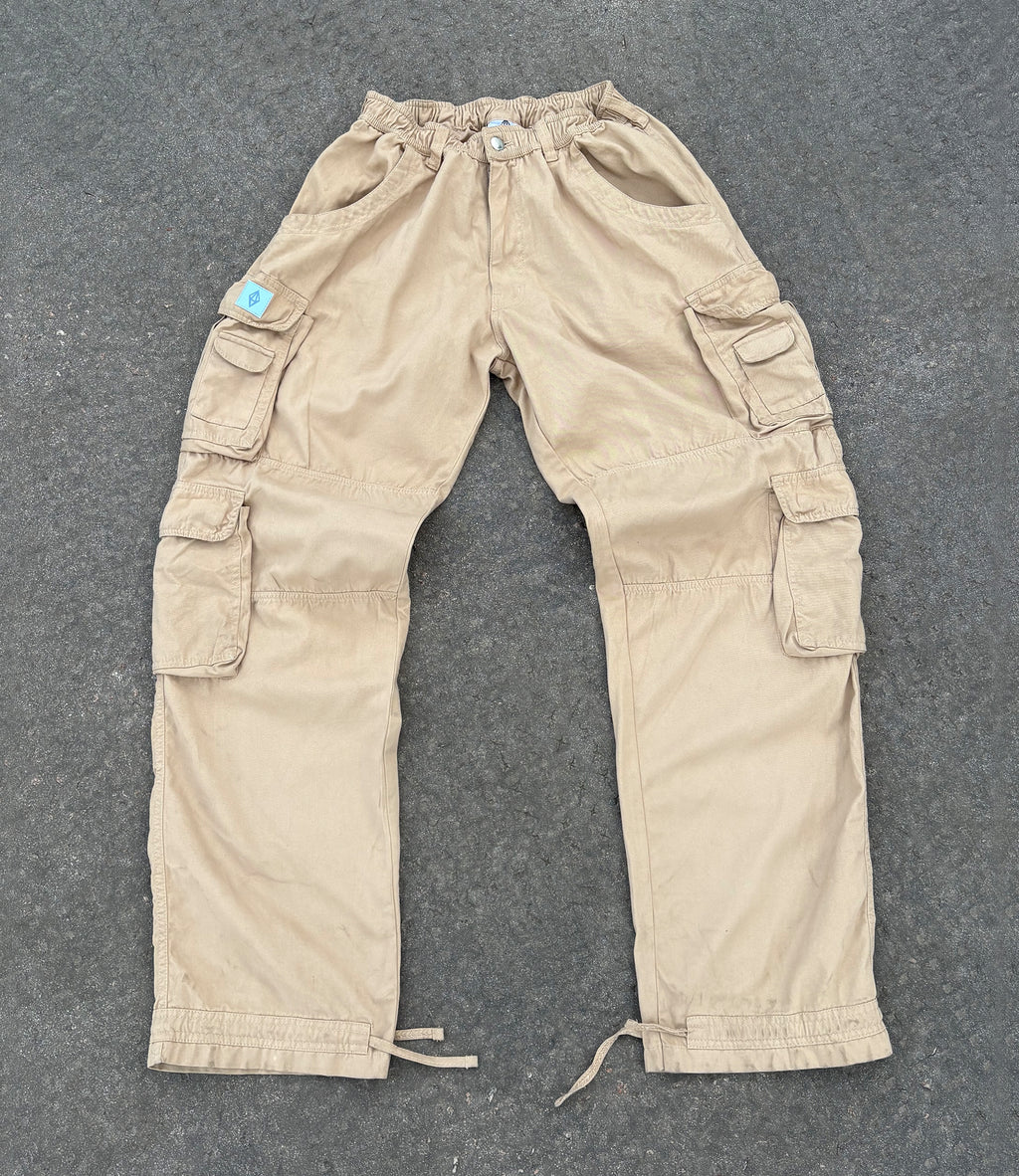 CRYSTAL CARGOS - DESERT - ODY OUT OF THIS WORLD