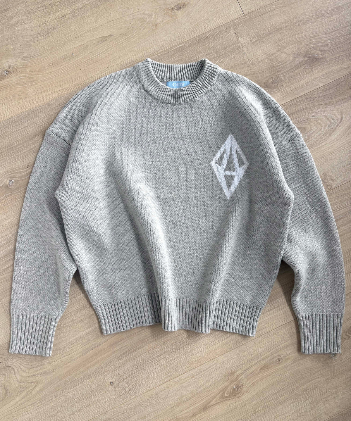 ODY KNIT SWEATER 800GSM - GREY (EARLY ACCESS)
