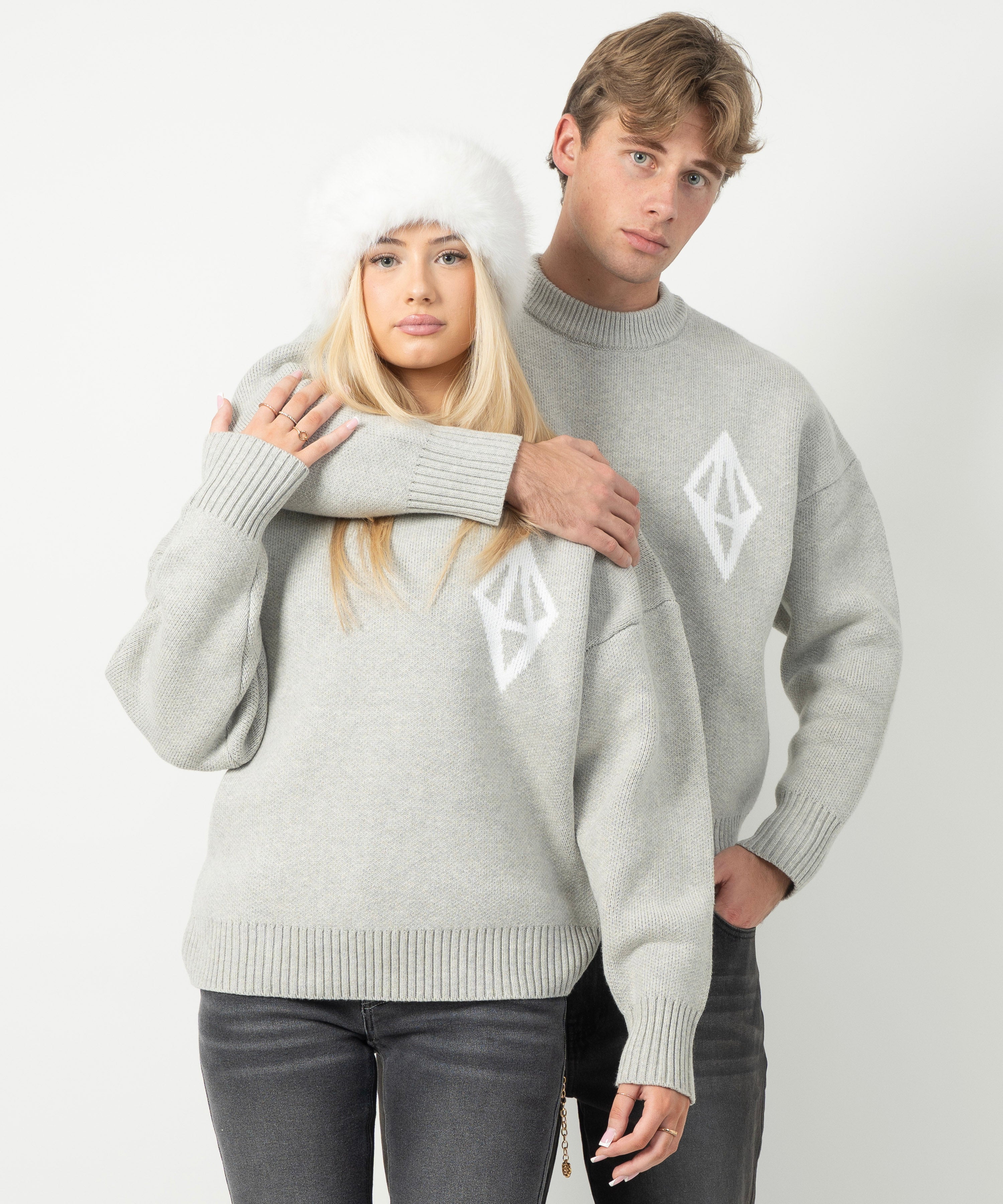 ODY KNIT SWEATER 800GSM - GREY